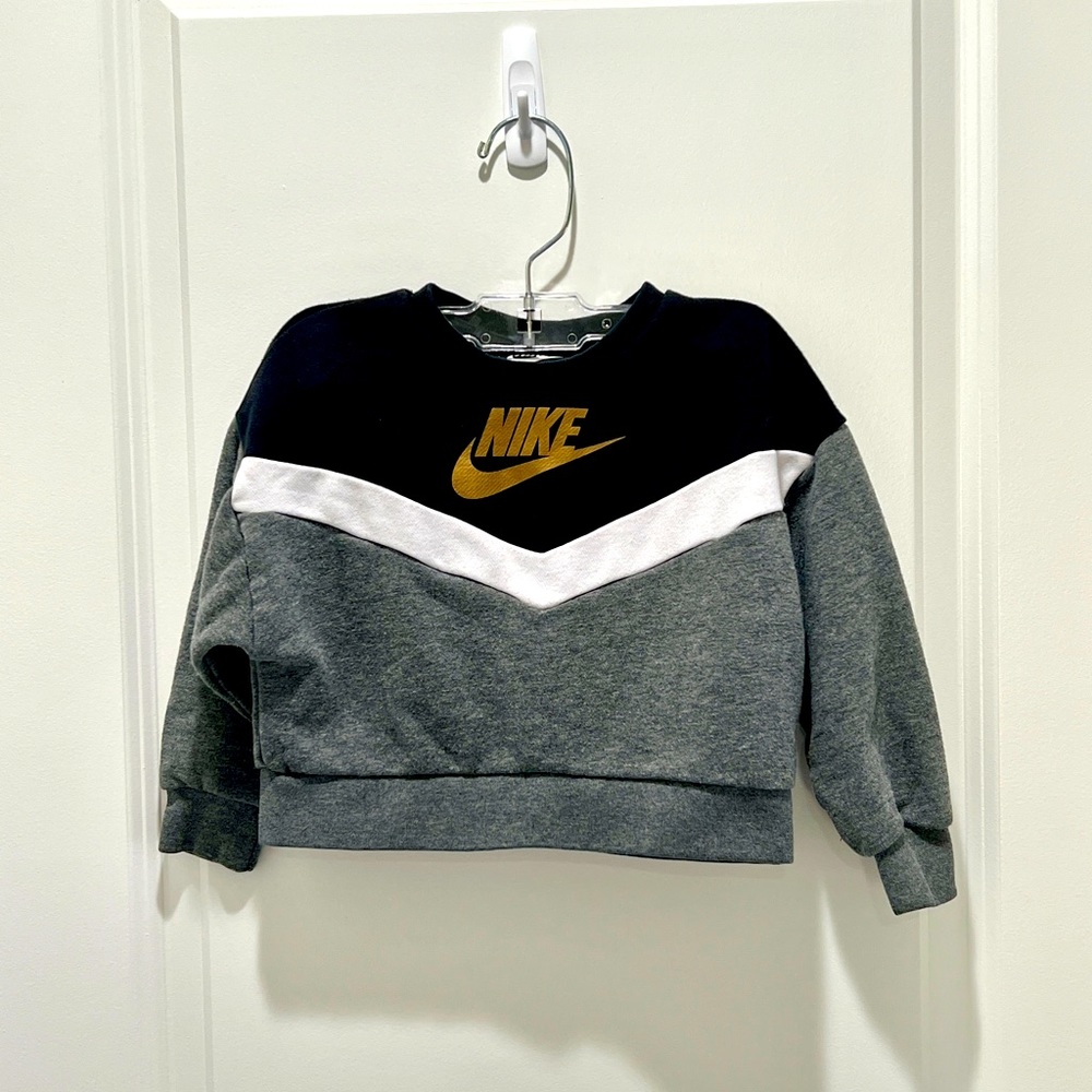 Nike Toddler Sweatshirt 2T with Shiny Gold Logo and Black Gray White Color Block